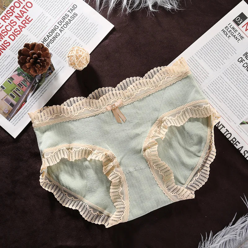 Women's Lace Seamless Briefs | Cotton Crotch Mid-Waist Panties