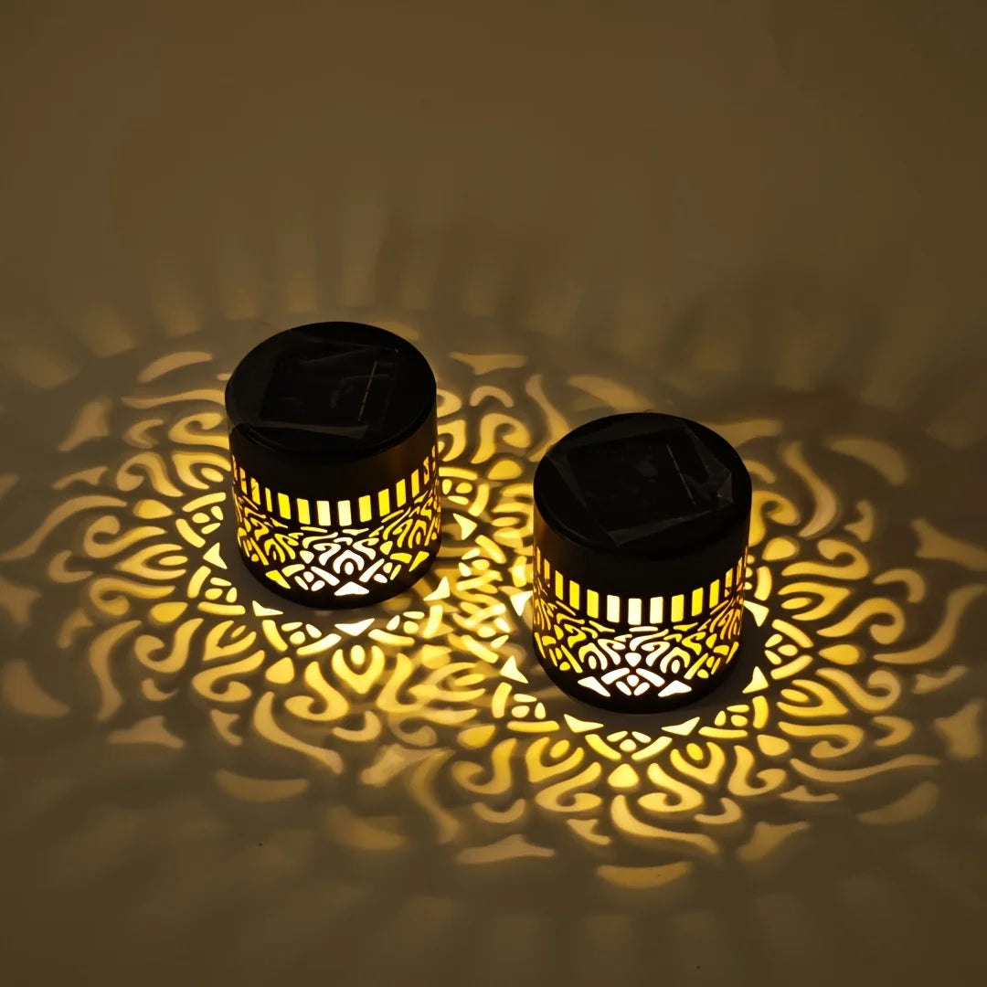 Solar Outdoor Wall Lantern – Decorative Garden Fence Light