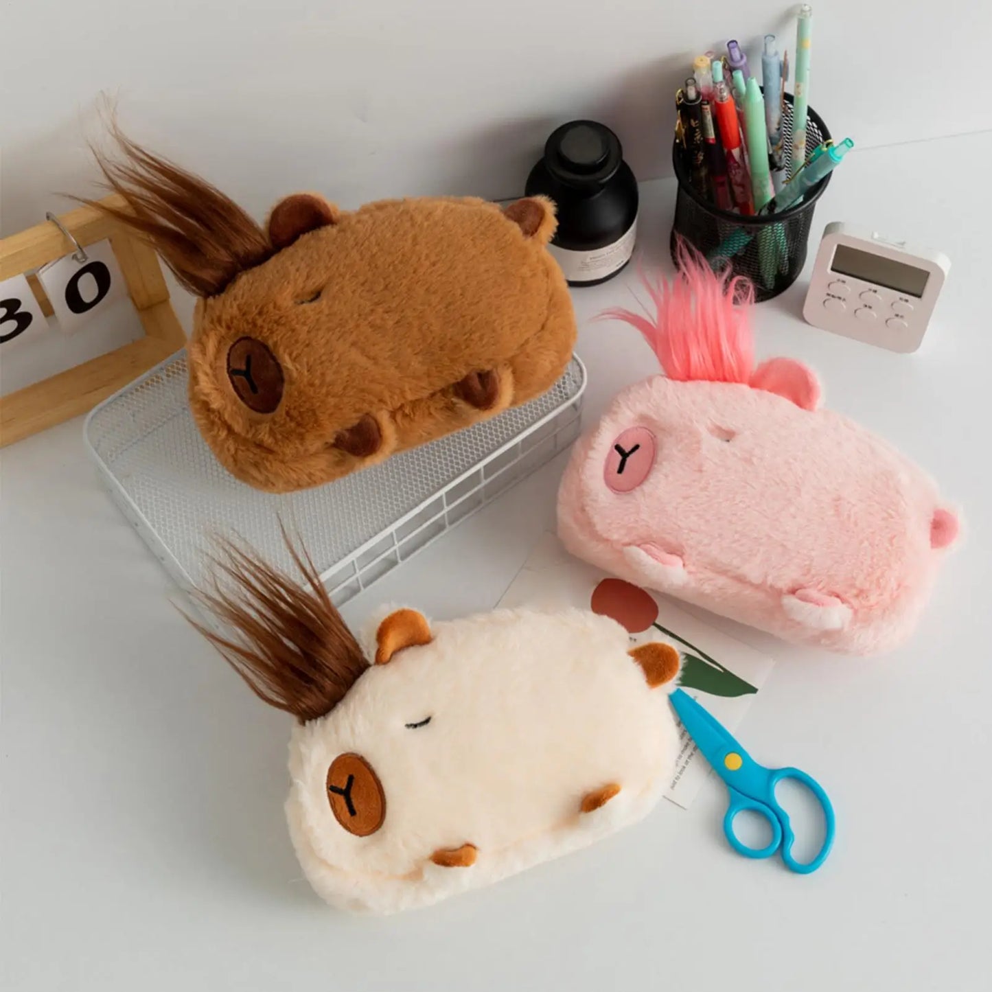 Plush Capybara Pencil Case – Large Capacity Stationery Pouch