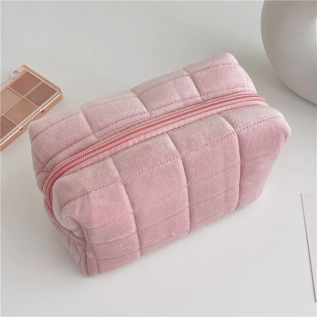 Large Faux Fur Cosmetic Bag – Travel Makeup Organizer Pouch