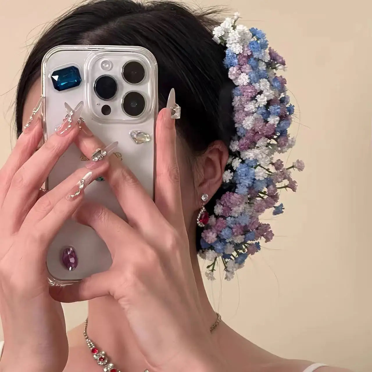 Baby's Breath Flower Hair Clip – Elegant Bridal Hairpin