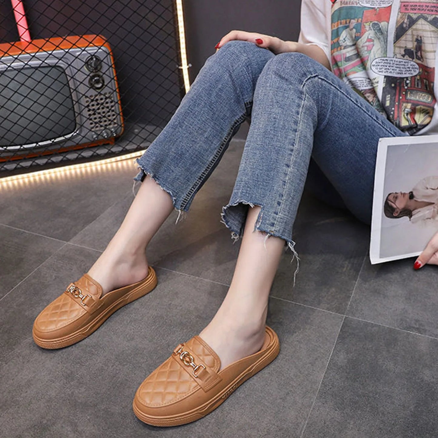 Summer New Style Women's Soft Bottom Anti-slip Versatile Outer Wear Beach Flat Bottom Lazy Person One Step Casual Half Slippers Peaceful Pleasures Health and Wellness