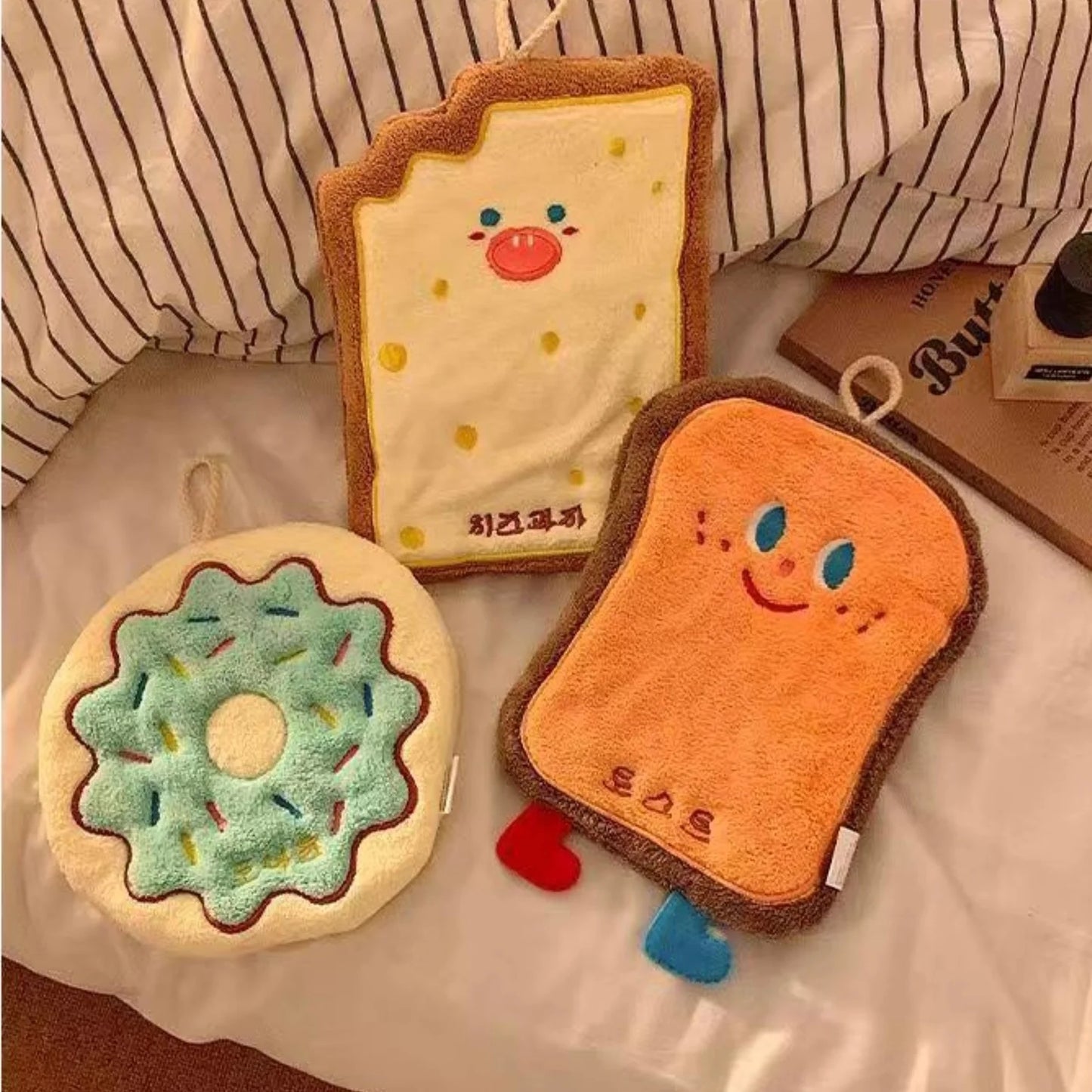 Cute Cartoon Hand Towel with Hanging Loop | Quick-Dry Kitchen & Bath