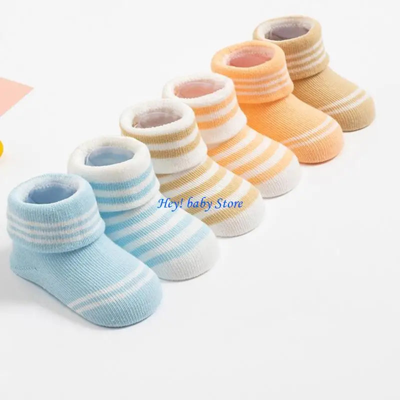 Newborn Baby Mittens & Socks 4-Pack | Soft Cotton 0–12 Mo