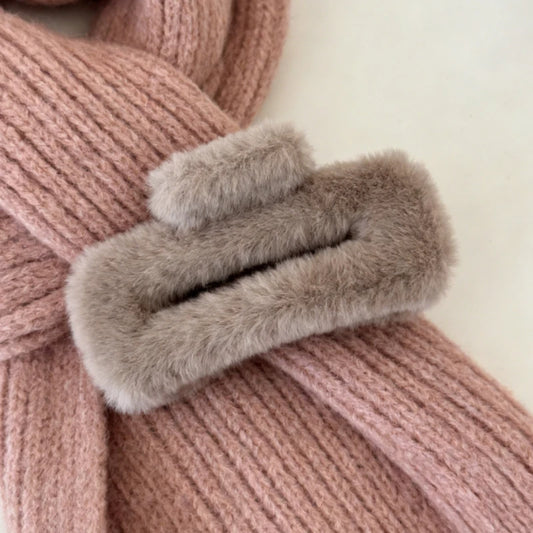 Fashion Plush Scratch Clip with High End Feel Large Autumn and Winter Hair Clip Shark Hair Clips Headband Cute Furry Hair Clips Peaceful Pleasures Health and Wellness