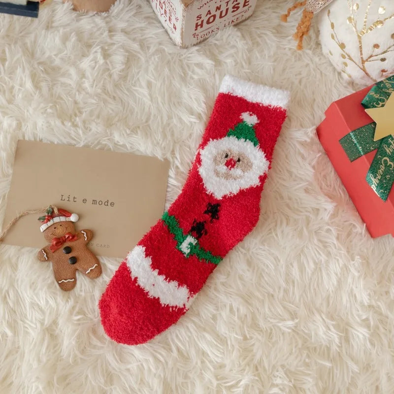 1 Pair of Coral Fleece Christmas Socks, Cute Elk Snowman Gift Socks, And Plush Mid Tube Men's And Women's Floor Sleeping Socks Peaceful Pleasures Health and Wellness Green Red One Size