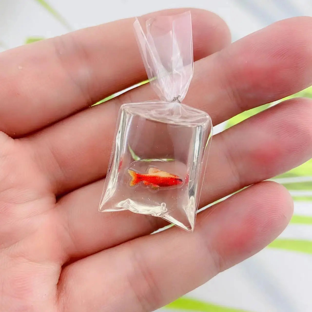 1pcs Coral Fish Bag Resin Charms Ocean Transparent Small Fish in Water Bag Jewelry Pendant Jewelry Handmade DIY Material Decor Peaceful Pleasures Health and Wellness 11
