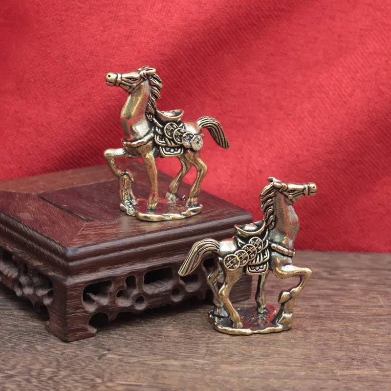Bronze Horse Desktop Decoration Living Room Tea Table Sculpture Metal Craft Home Decorations Chinese Zodiac Horse Statue муравьи Peaceful Pleasures Health and Wellness