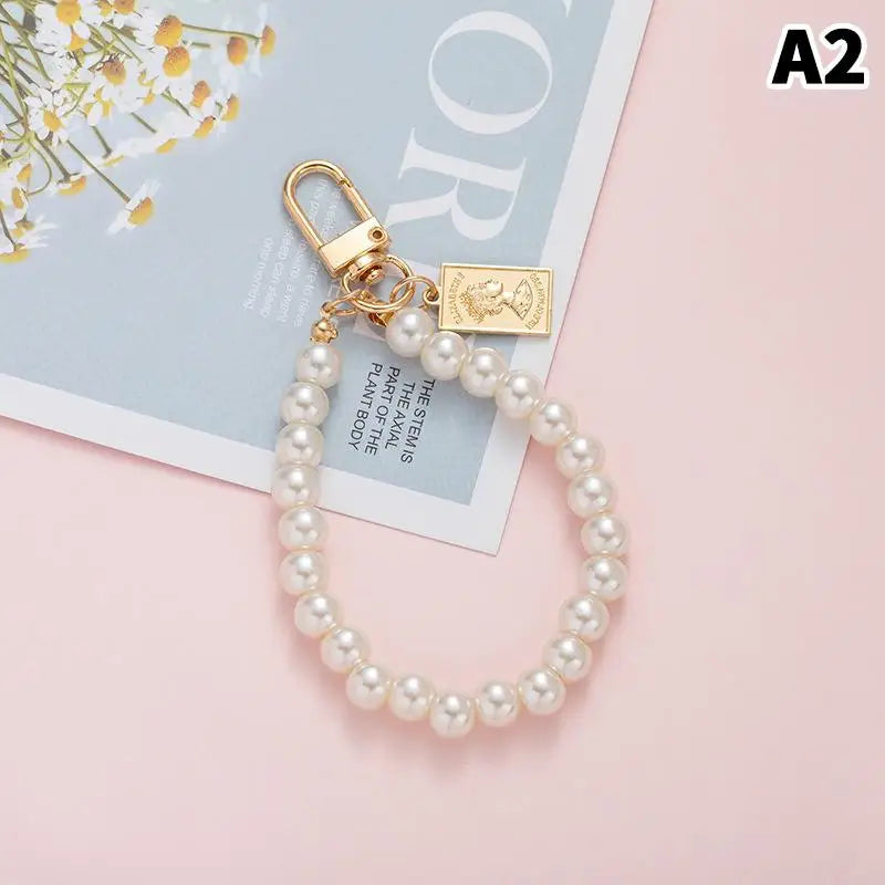 Pearl Flower Keychain Charm – Beaded Bag & Phone Pendant