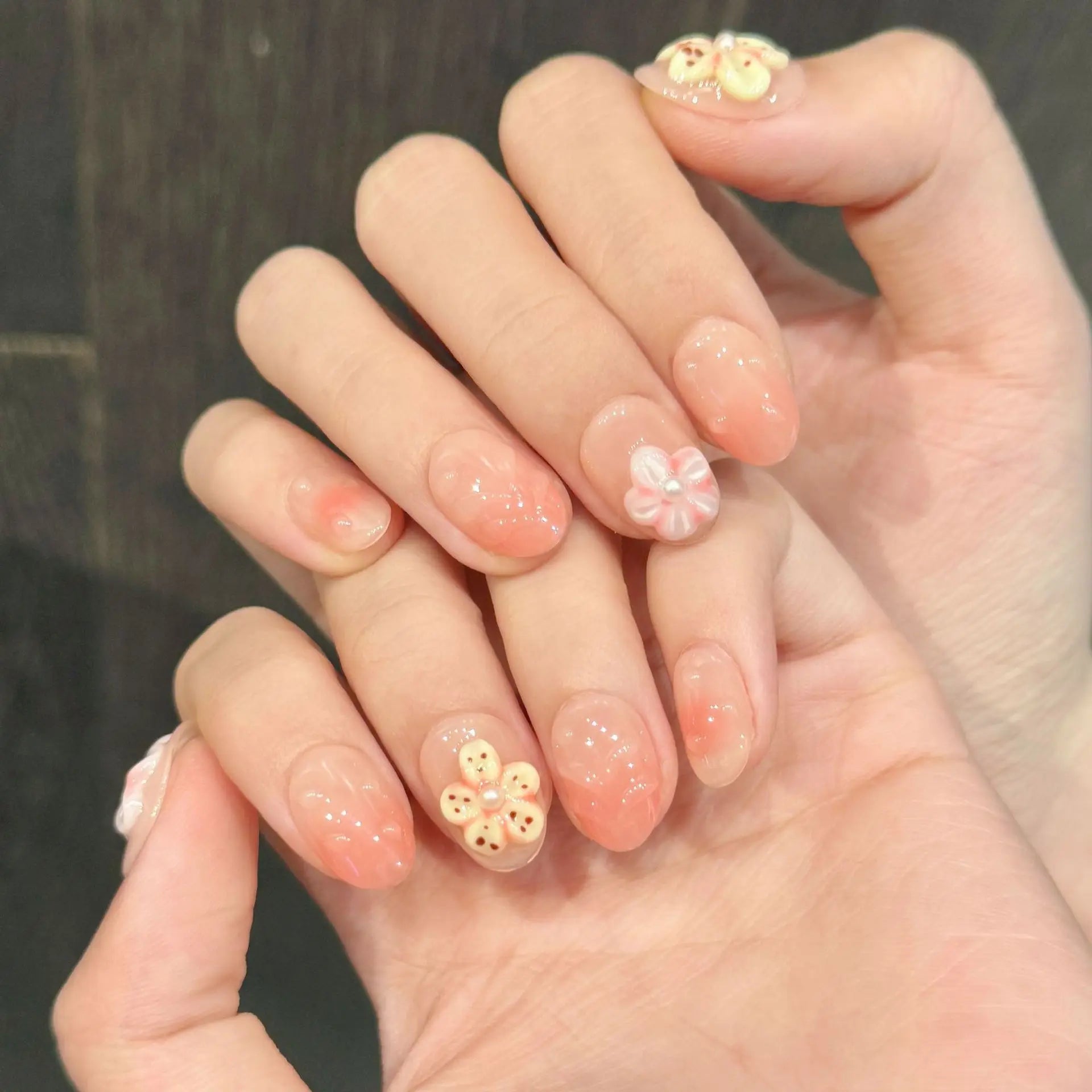 10pcs Handmade Short Press on Nails Cute 3D Flowers Decor Gradient Pink Fake Nails Wedding Lady Wearable Korean False Nail Tips Peaceful Pleasures Health and Wellness