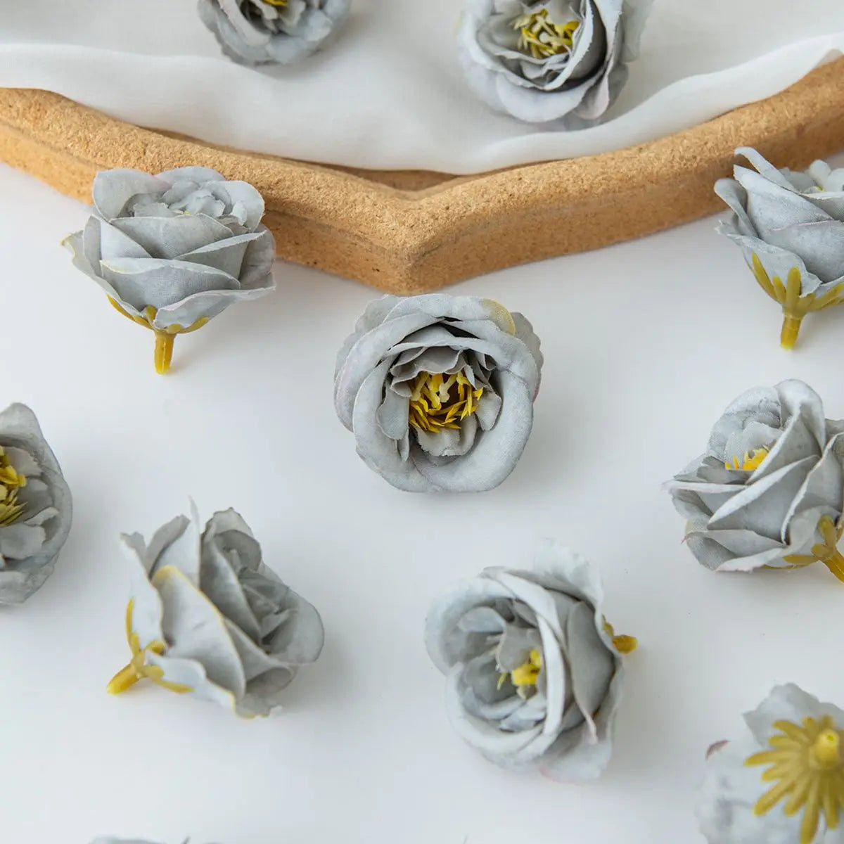 Artificial Silk Rose Flower Heads 20/40 Pcs – Wedding & DIY Decor