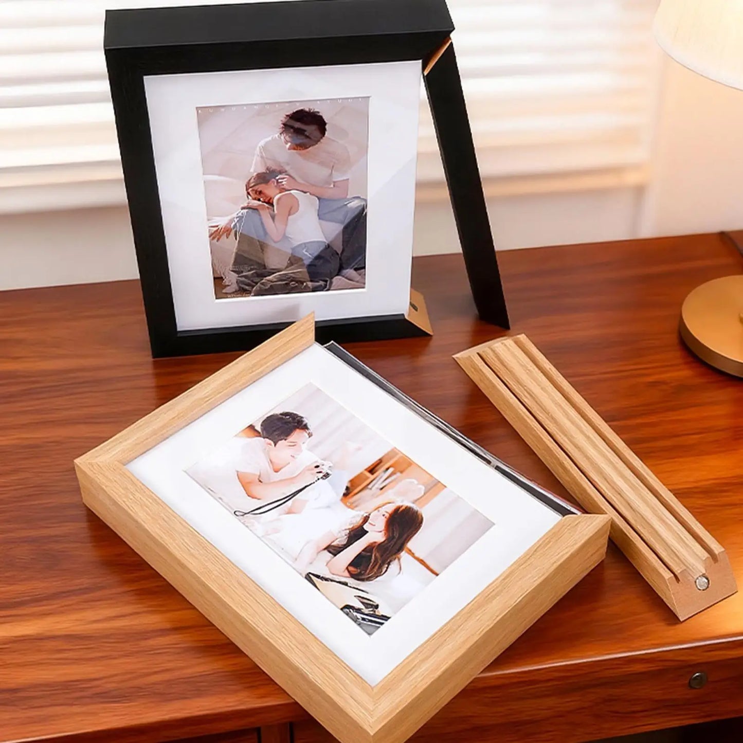 Wooden Magnetic Quick-Change Photo Frame for 7-Inch Photos