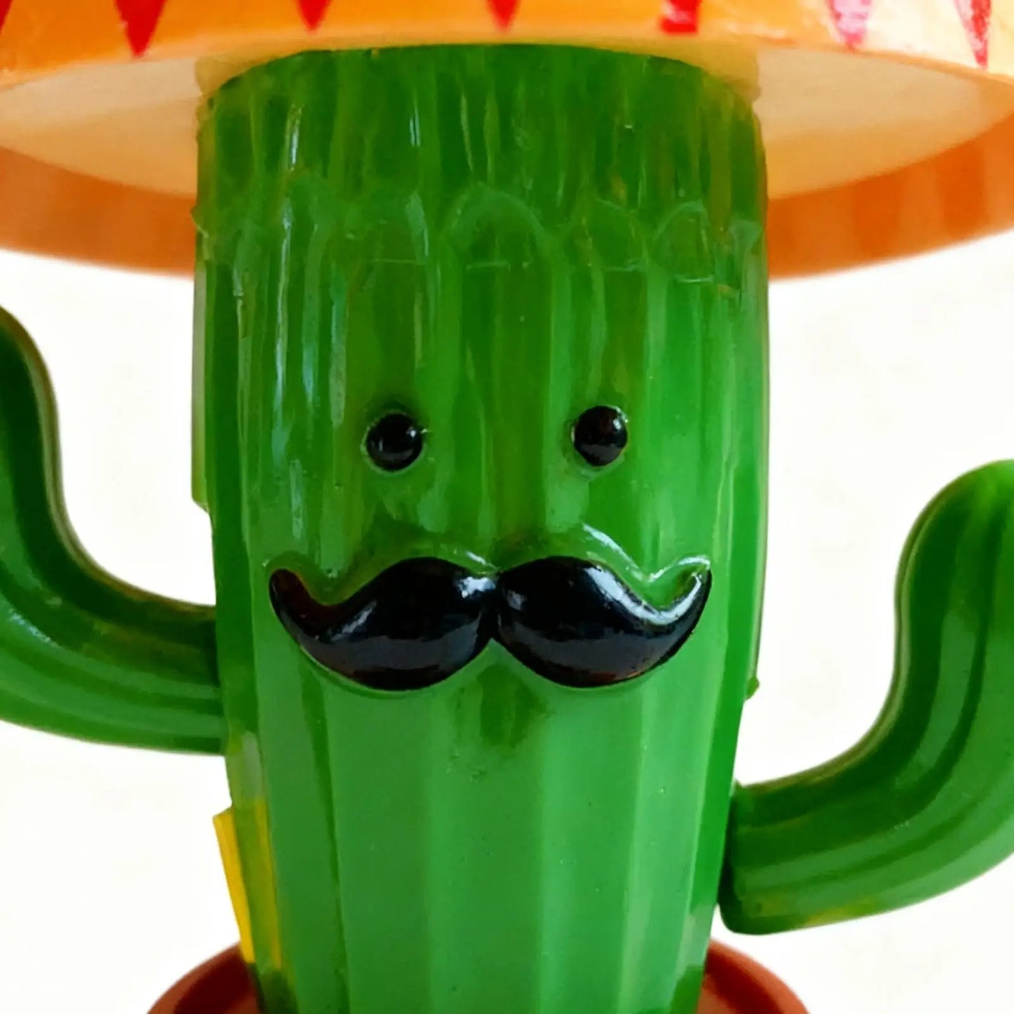 Solar Cactus Bobblehead Car Dashboard Ornament | Funny Gift