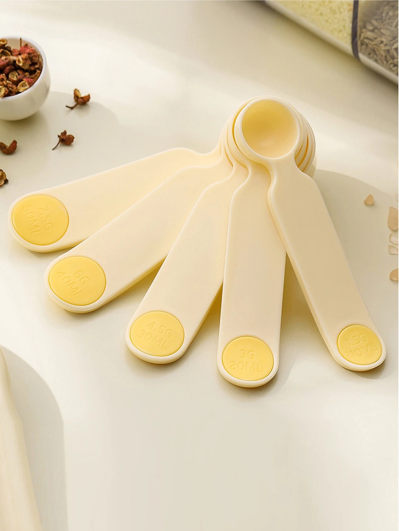 5Pcs Stacking Mini Measuring Spoon Set Portable with Scale Kitchen Measuring Spoon Plastic Quantitative Spoon Coffee Sugar Scoop Peaceful Pleasures Health and Wellness