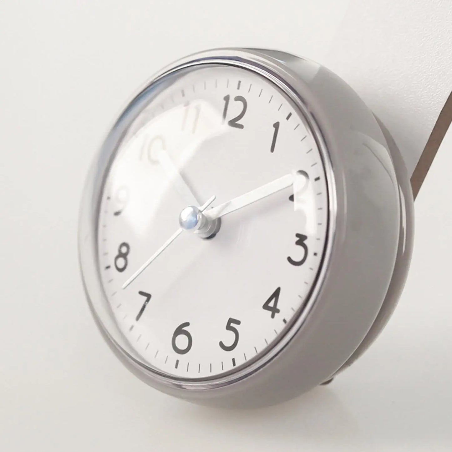 Mini Suction Cup Wall Clock – Silent, Waterproof, Anti-Fog
