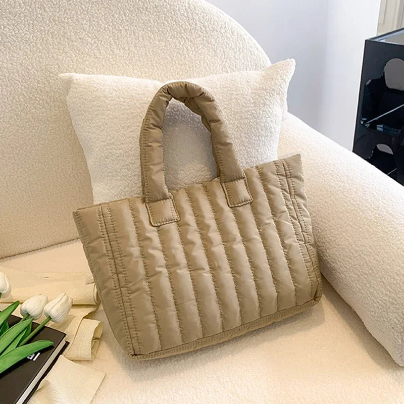 Large Capacity Women's Tote Bag – Padded Elegant Shoulder Bag