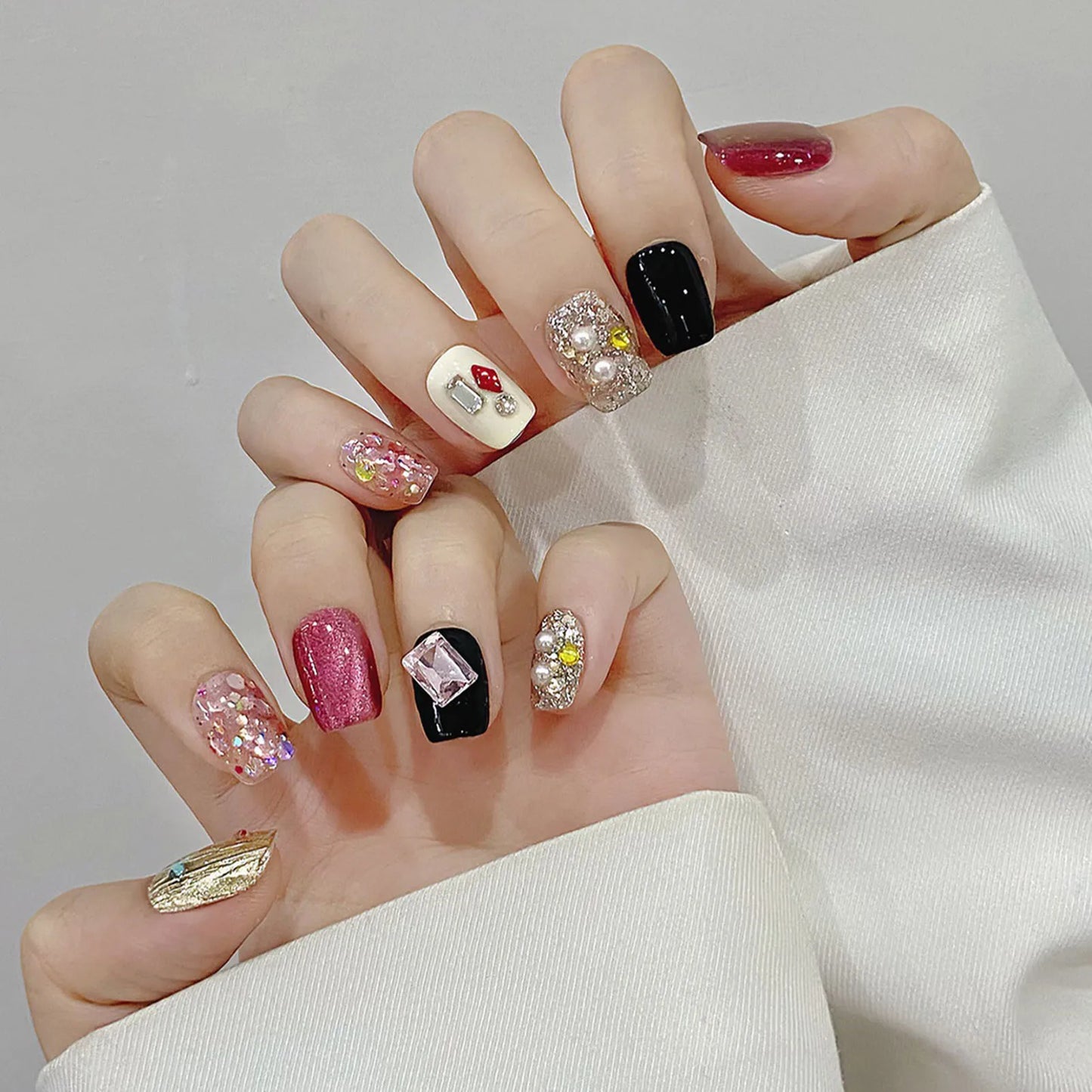 Handmade Press on Nails Glitter Pink Sequins Cat Eyes Glossy Fake Nails Full Cover Short Square Shiny Crystal Design False Nails Peaceful Pleasures Health and Wellness