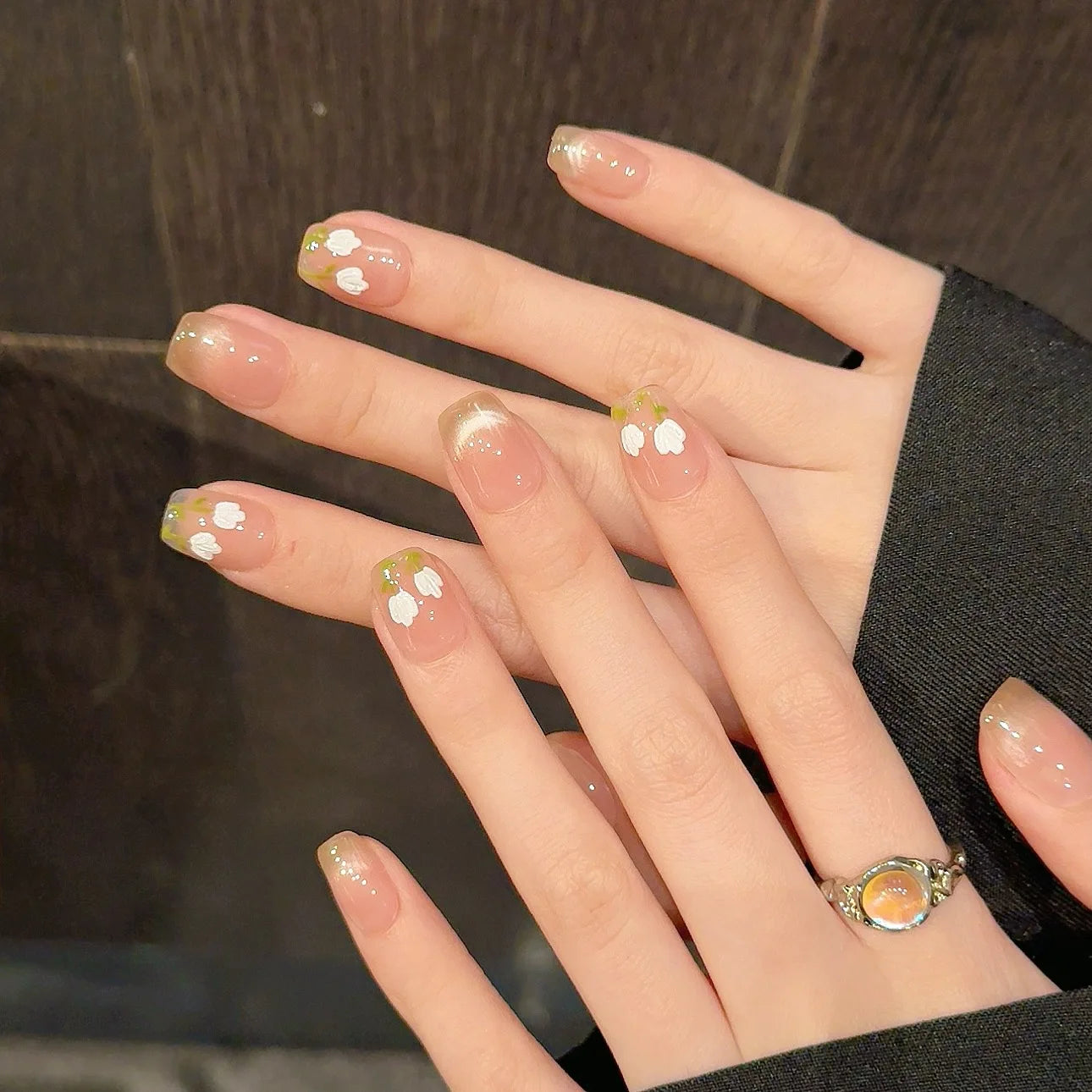 Korean Cat Eye Press On Nails – French Nude Tulip 10pcs