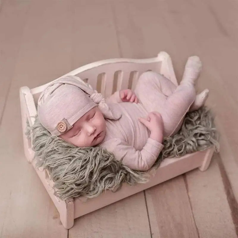 Newborn Baby Photography Posing Chair | Linen Photo Prop