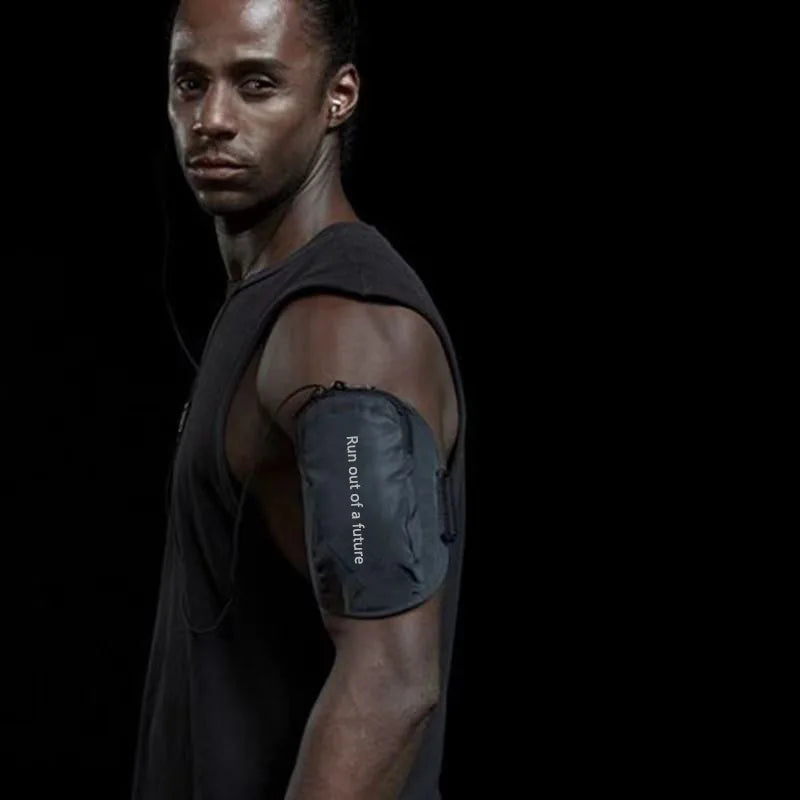 Lightweight Running Arm Phone Pouch – Fits Up to 6.5"