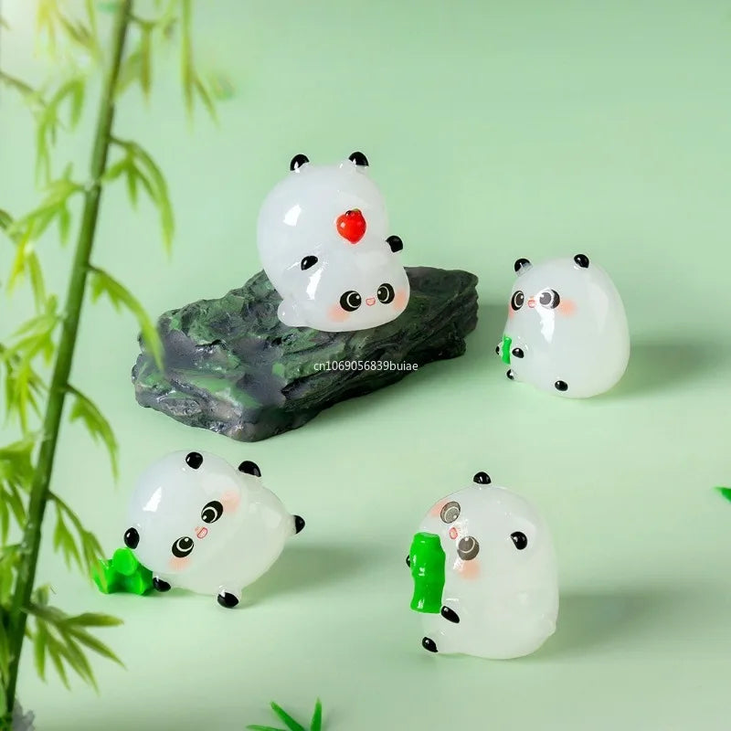 1Pcs Panda Resin Figurine Animal Model DIY Home Decor Miniature Fairy Garden Decoration Accessories Modern Desk Decoration Peaceful Pleasures Health and Wellness