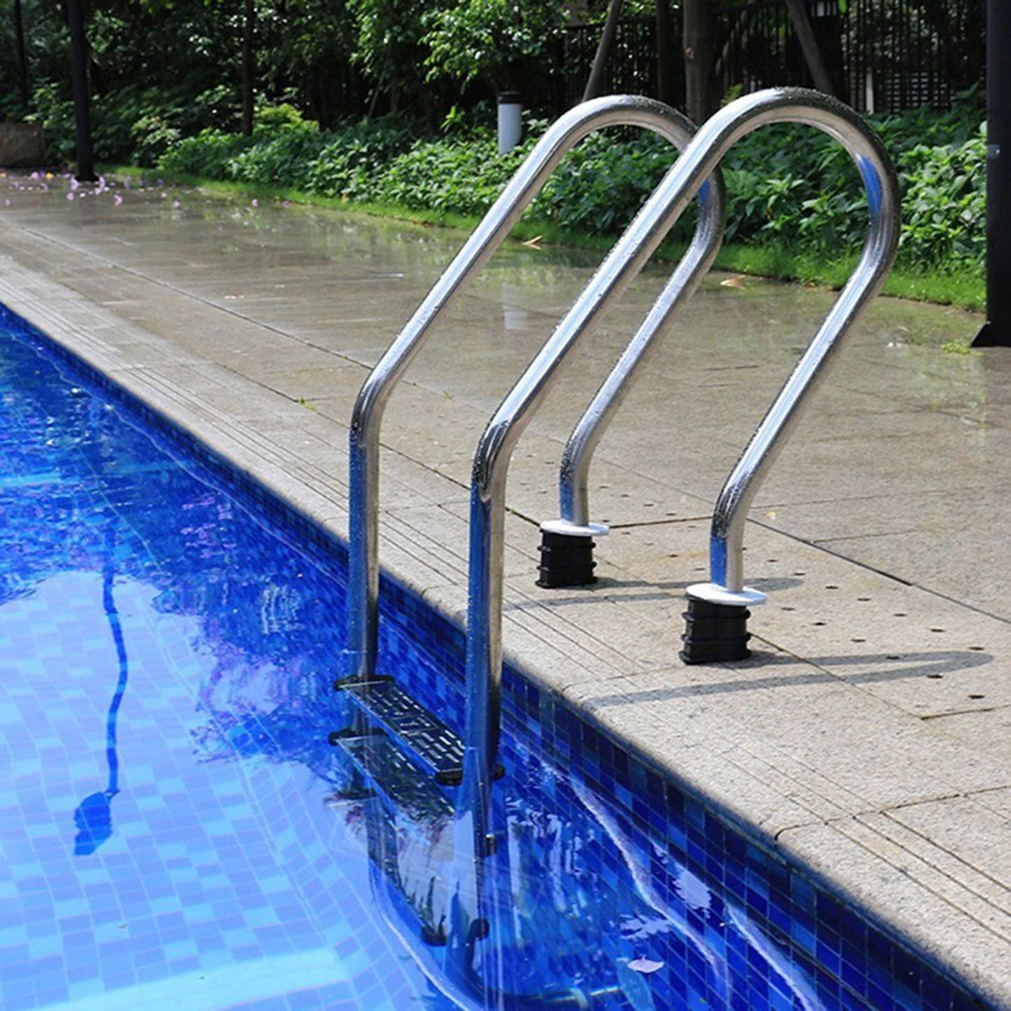 Swimming Pool Ladder Pedal Anti-rust Underwater Ladder Pedal Concise Appearance Swimming Accessories Peaceful Pleasures Health and Wellness