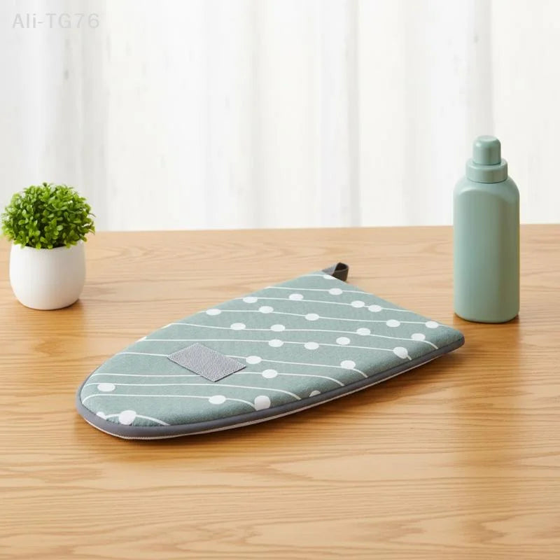 Mini Portable Handheld Ironing Board – Compact & Insulated