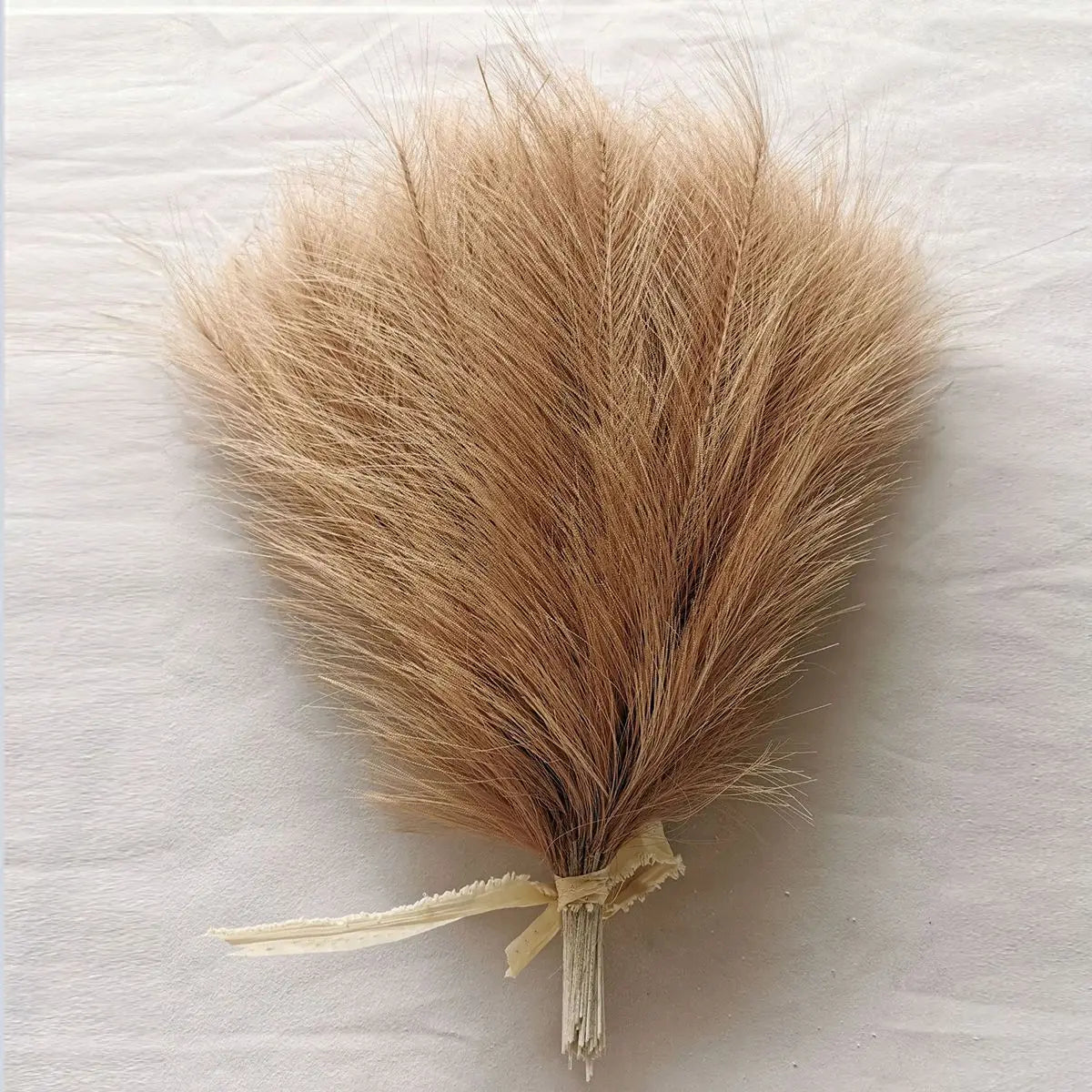 Artificial Pampas Grass Reed Stems 5/10 Pcs – Boho Home Decor