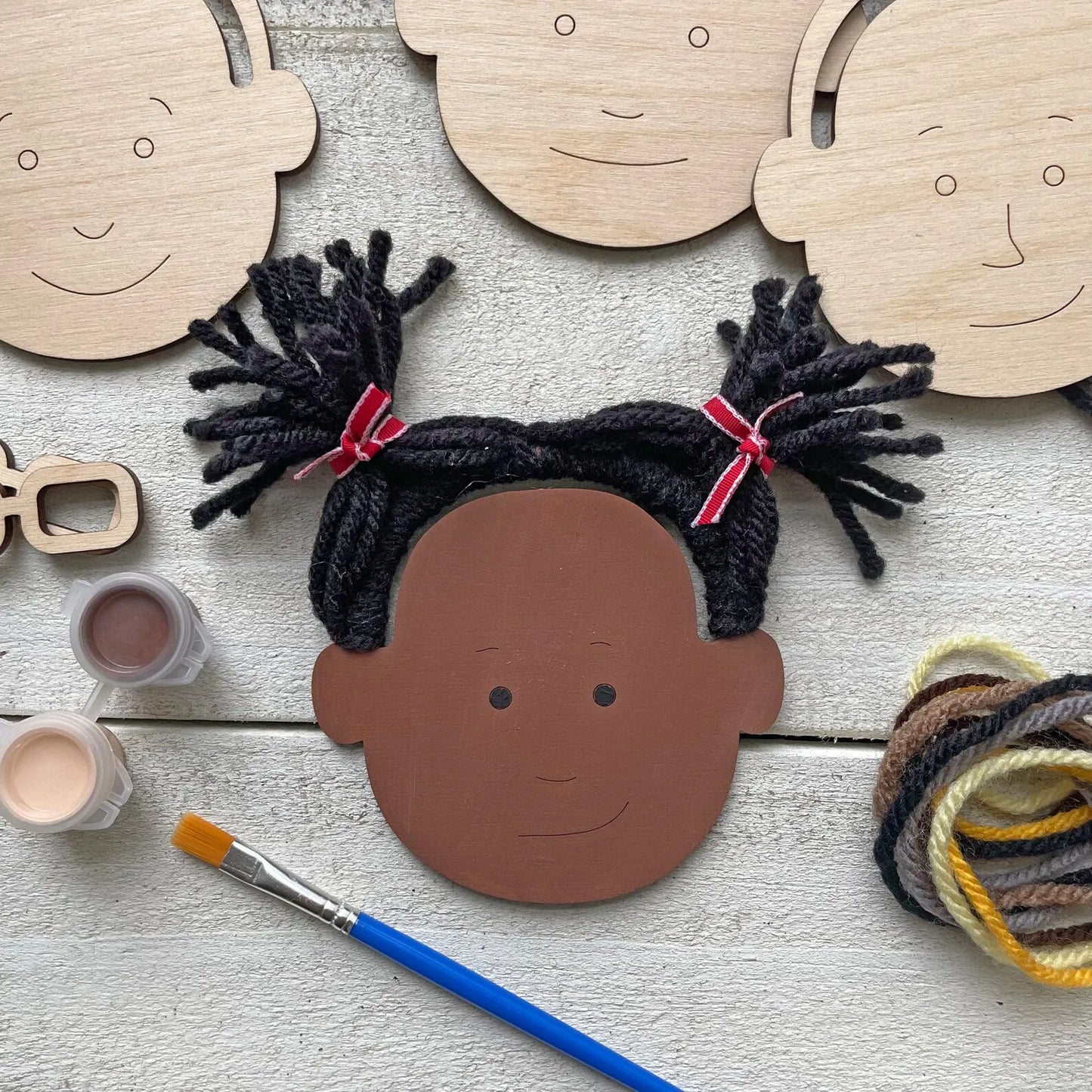 Make a Face Self-Portrait Craft Kit – Diversity Art for Kids