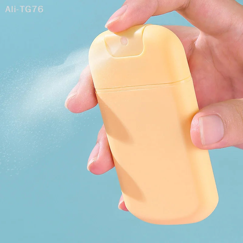 Mini Refillable Flat Spray Bottle – Travel Atomizer 20/30ml