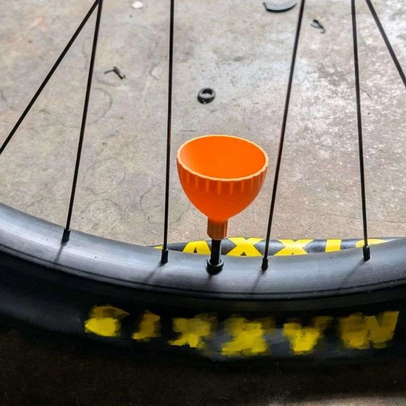 Tubeless Bike Tire Sealant Funnel Easy Pour Bicycle Wheel Repair