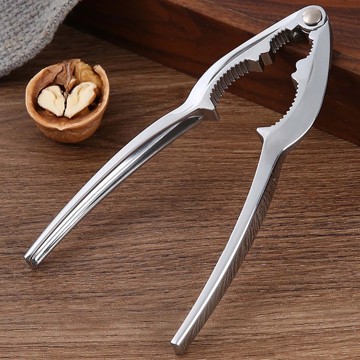 1Pcs/lot New Style Multifunctional Nut Cracker Tool Nut Sheller Walnut Clip Convenient to User for Pecans Almonds Brazil Nuts Peaceful Pleasures Health and Wellness