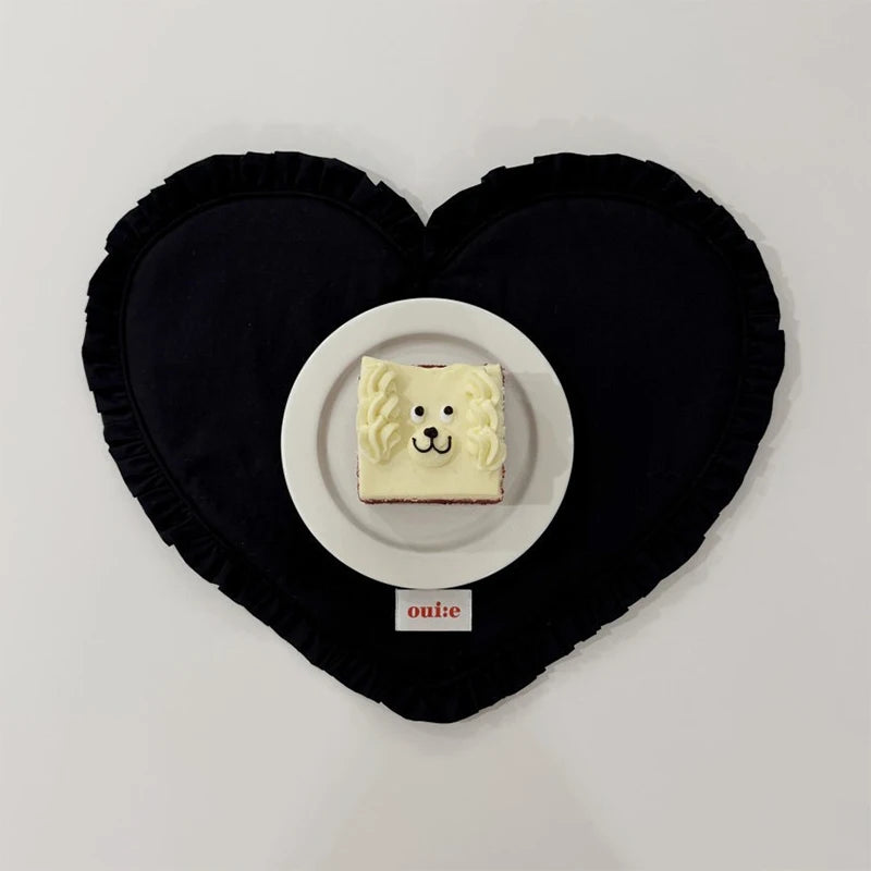 Lace Heart-shaped Checkered Coasters Cute Fabric Coasters Jewelry Heat-insulating Heat-resistant Hanging Pad Kitchen Desktop Mat Peaceful Pleasures Health and Wellness black