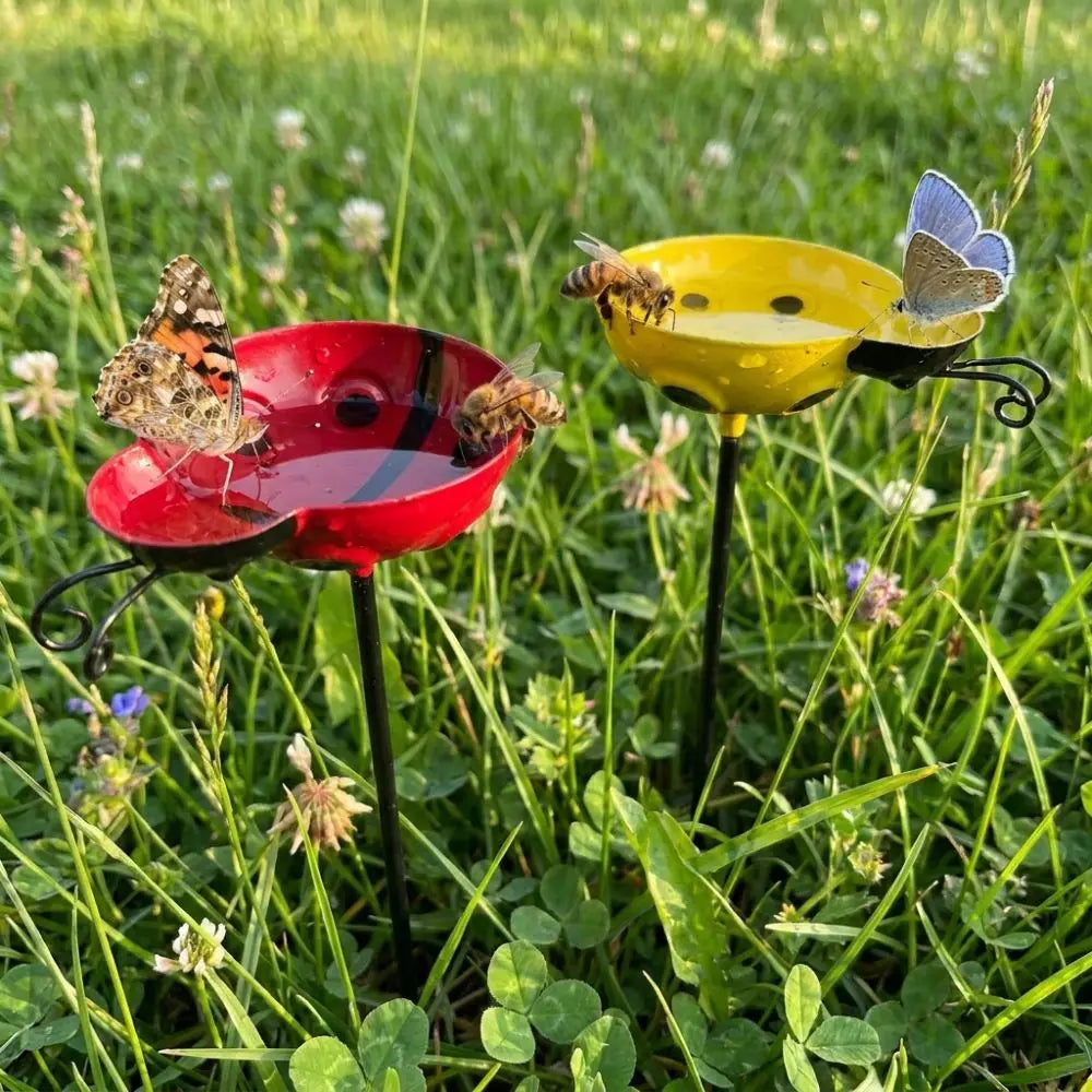Bee Watering Station Iron Art Garden Stake – Rust-Resistant