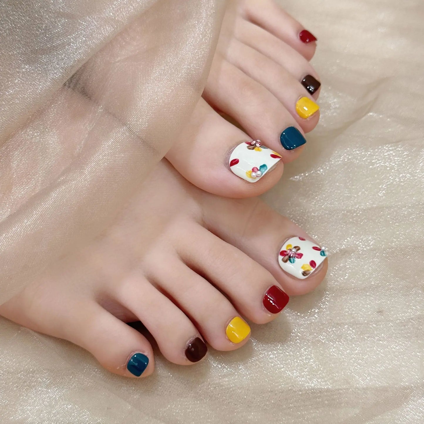12pcs Press-On Toenails Floral Aurora Sequin Design | YADORNOS