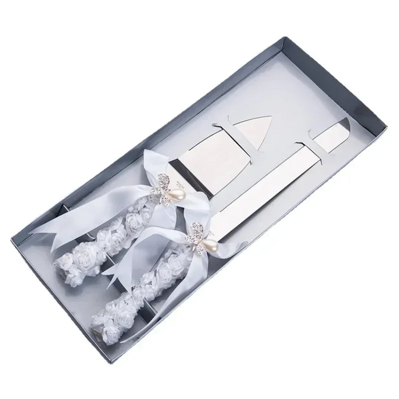 European Knife and Fork Set Gift Cake Knife and Spatula Diamond Bow Design Luxurious Wedding Souvenir Peaceful Pleasures Health and Wellness
