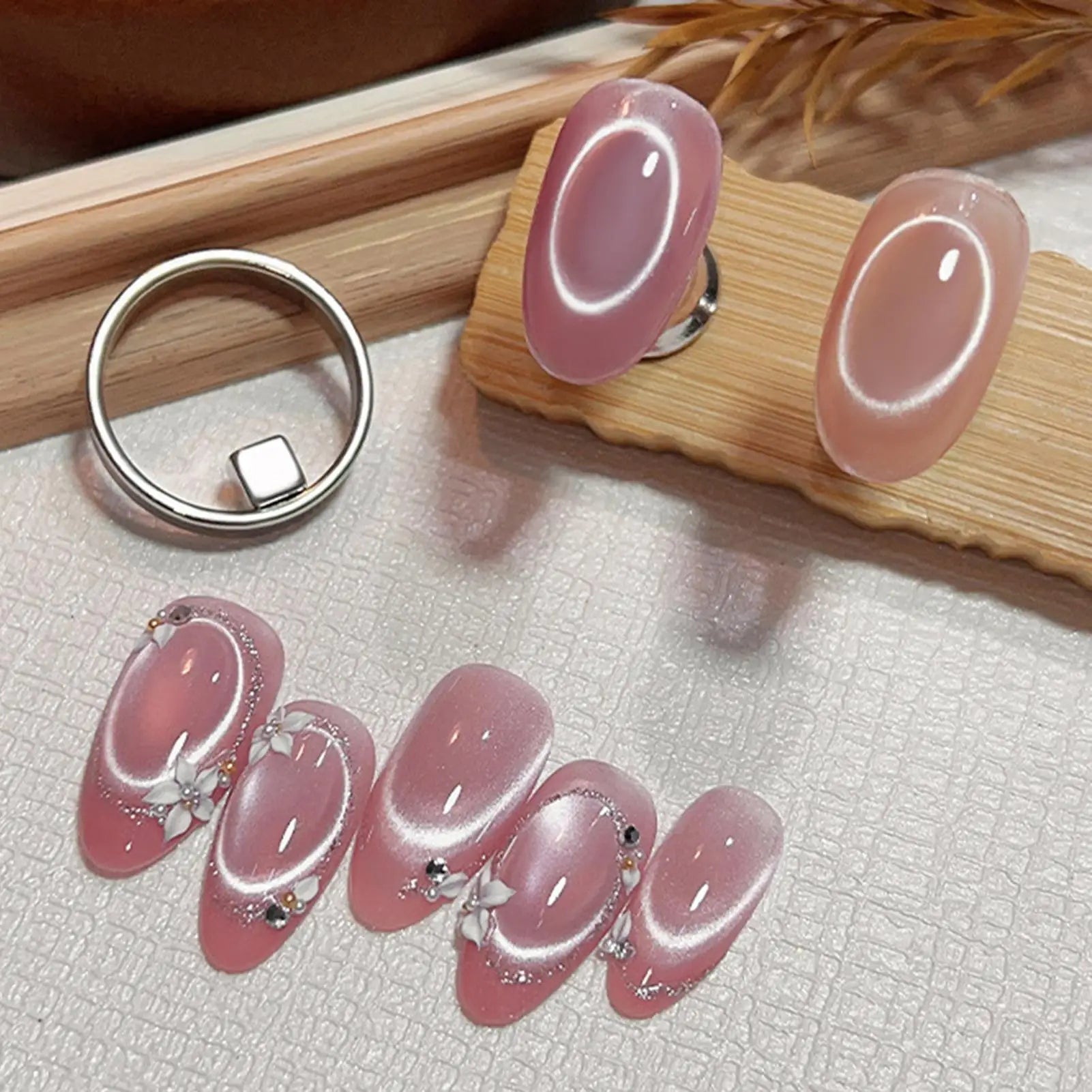 Hollow Cat Eye Nail Art Magnet Black Hole Shape Cat Eye Nail Art Effect Circular Magnet for DIY Magnetic Gel Manicure Tools Peaceful Pleasures Health and Wellness