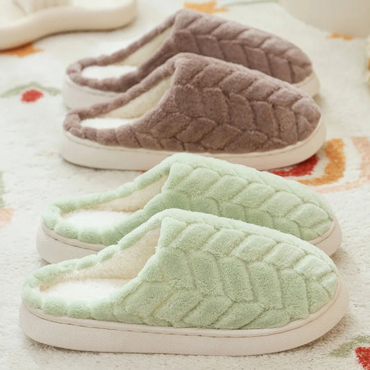 Women's Fuzzy Plush Slippers – Warm Soft Sole Indoor Slides