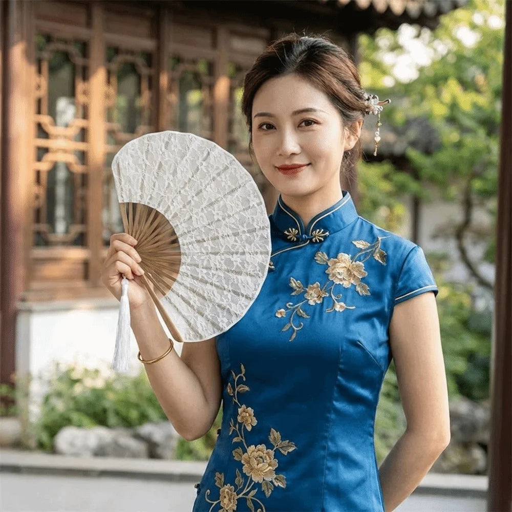 Vintage Folding Hand Fan – White Lace, Tassels & Bamboo