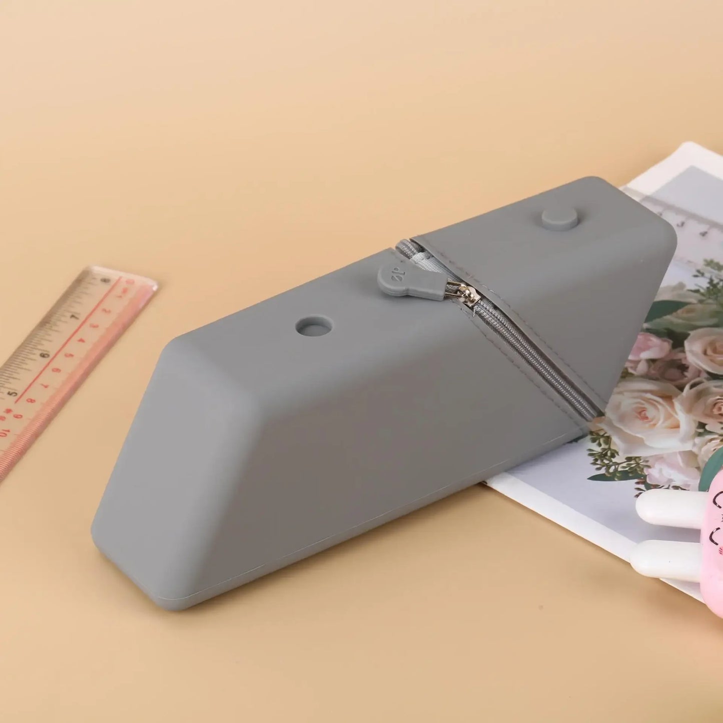 1pcs Silicone Pencil Case Large Capacity Student Pencil Case Gradient Rectangular Stationery Organizer Pencil Case Peaceful Pleasures Health and Wellness Grey