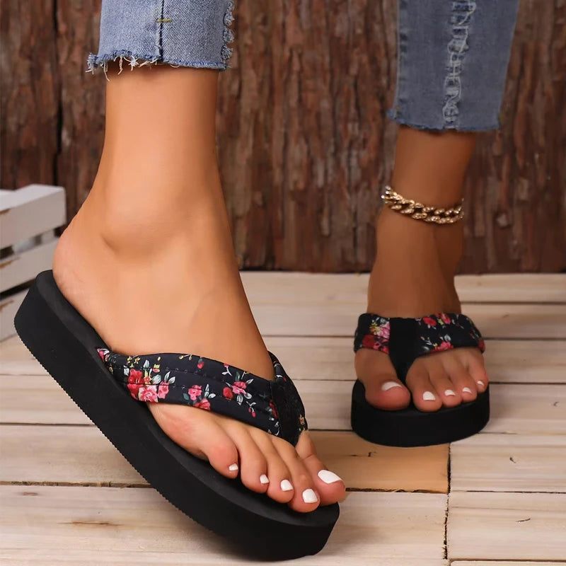 Women's Retro Flat Flip Flops – Summer Beach Sandal Slippers