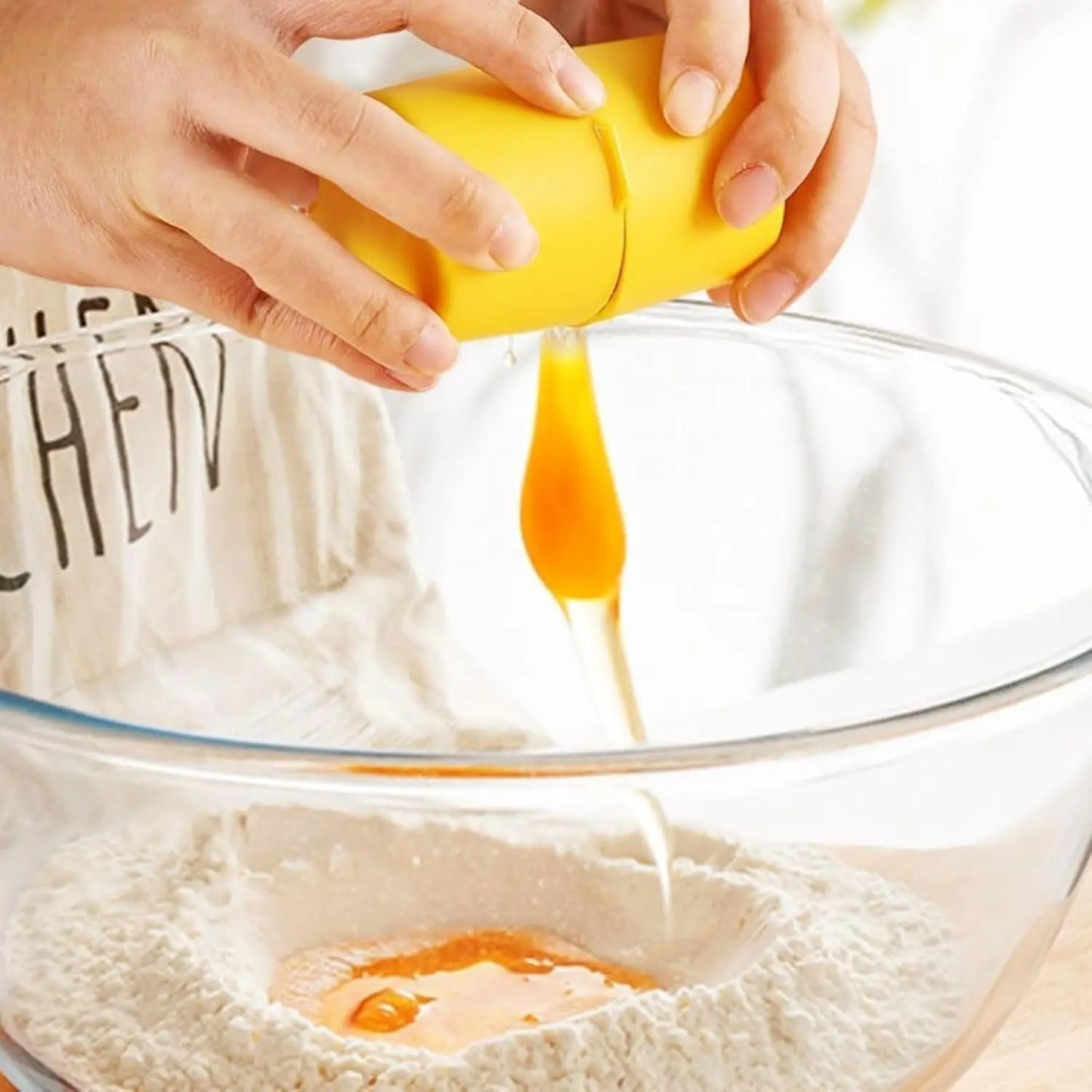 Egg Shell Opener & Cracker – Mess-Free Kitchen Egg Tool