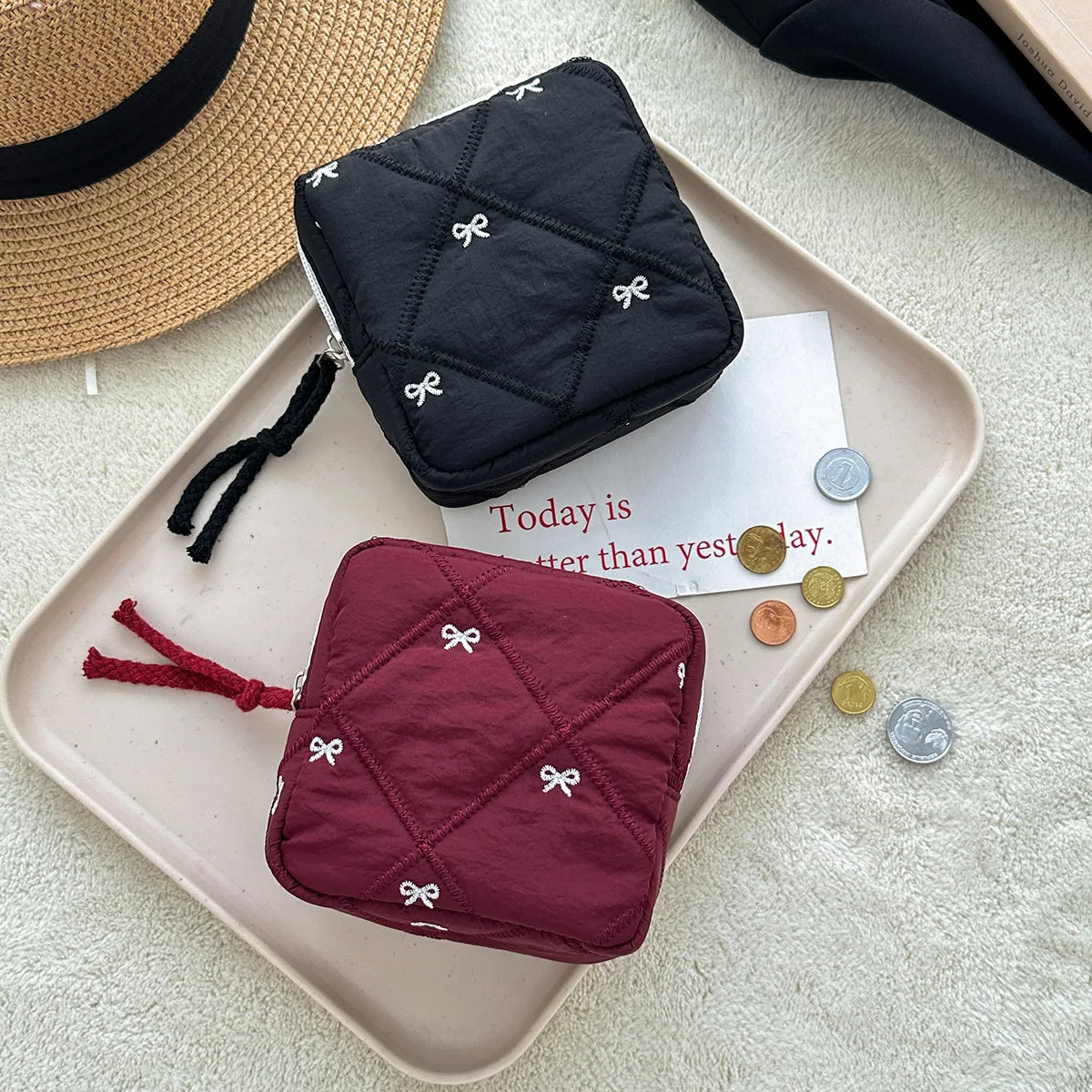 Quilted Bow Cosmetic Bag – Large Capacity Travel Toiletry Pouch