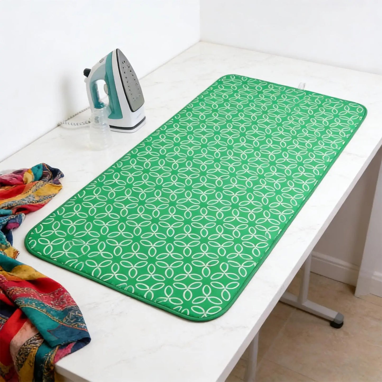 Portable Ironing Mat – Heat Resistant, Waterproof & Non-Slip