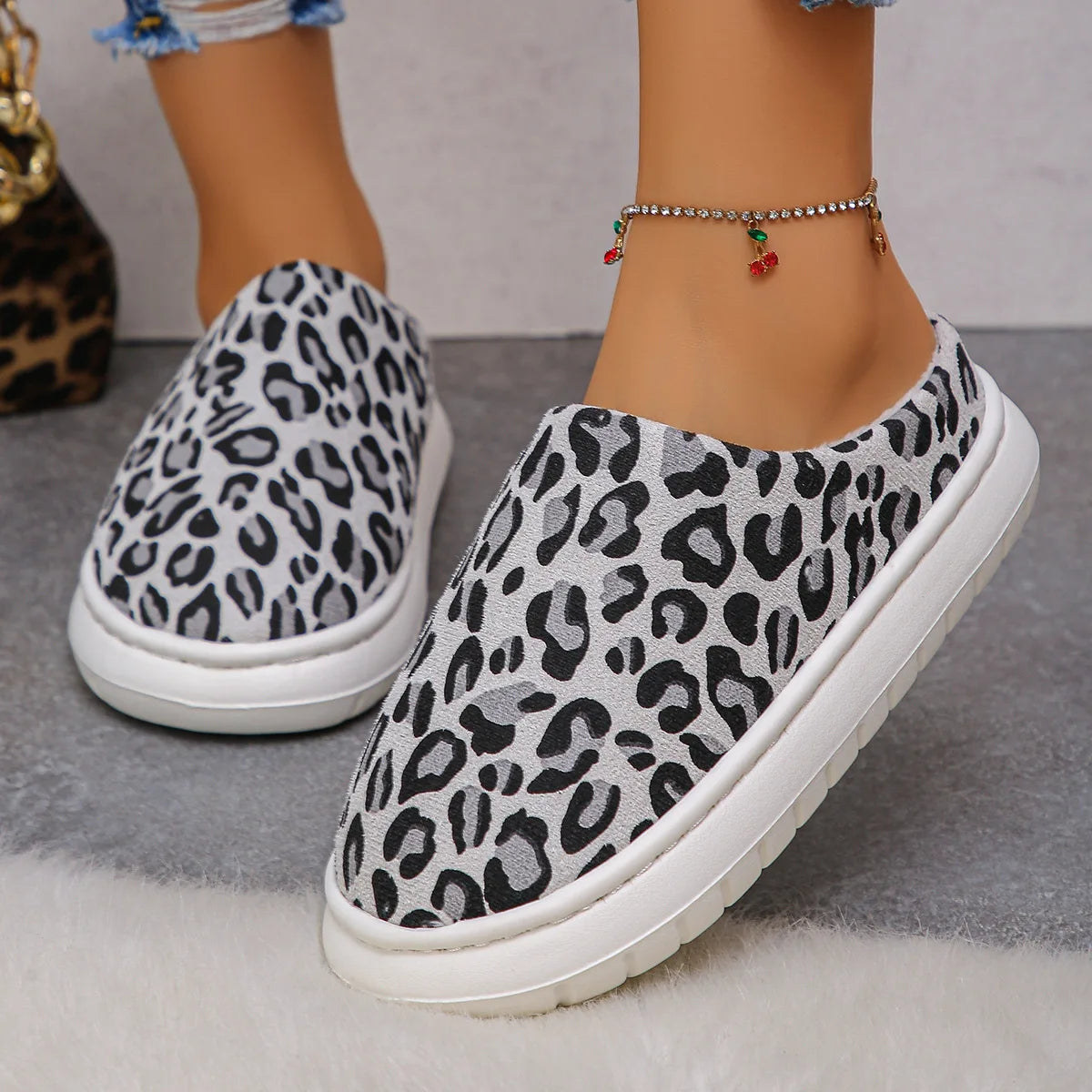 Women's Leopard Fluffy Fur House Slippers – Warm Non-Slip Indoor