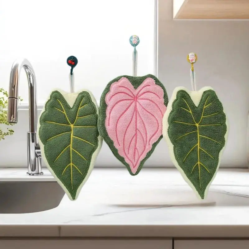 Leaf Coral Fleece Hand Towel – Ultra-Absorbent Quick-Dry