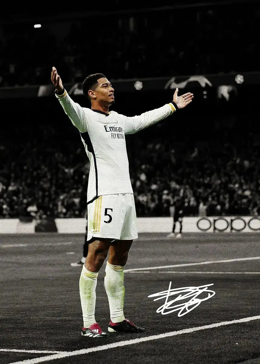 Soccer Player Canvas Wall Art Print | Football Portrait Poster Canvas Wall Art Peaceful Pleasures Health and Wellness 2 50x70cm Unframed