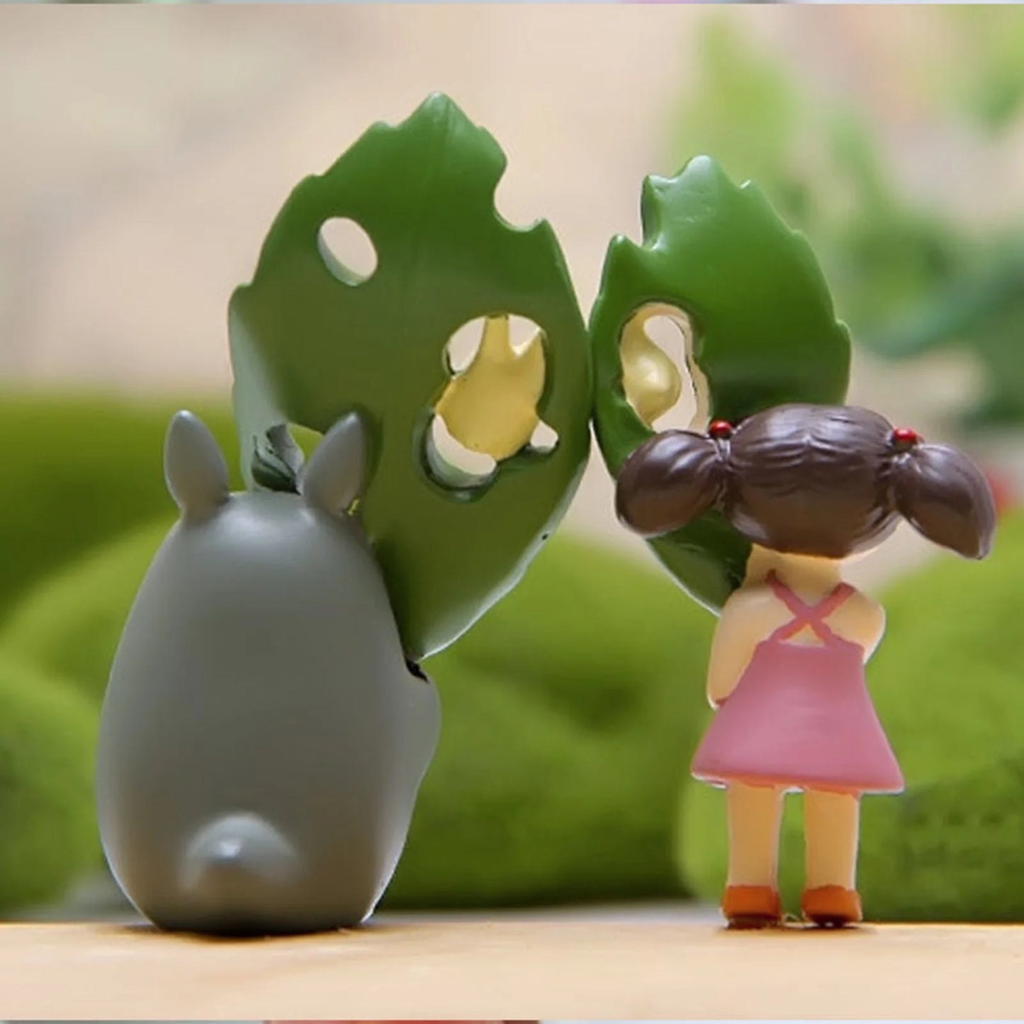1Pcs Cute Desktop Decoration Totoro Figurine Holding Leaf Totoro Ornament for Living Room Home Decor Items Wall Birthday Gift Peaceful Pleasures Health and Wellness