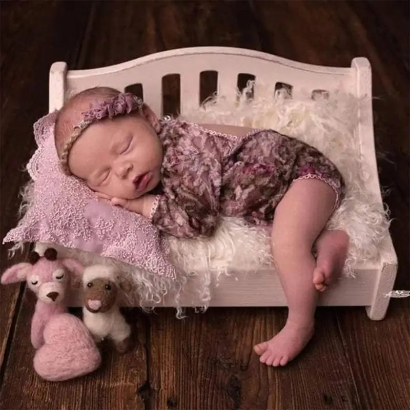 Newborn Baby Photography Posing Chair | Linen Photo Prop