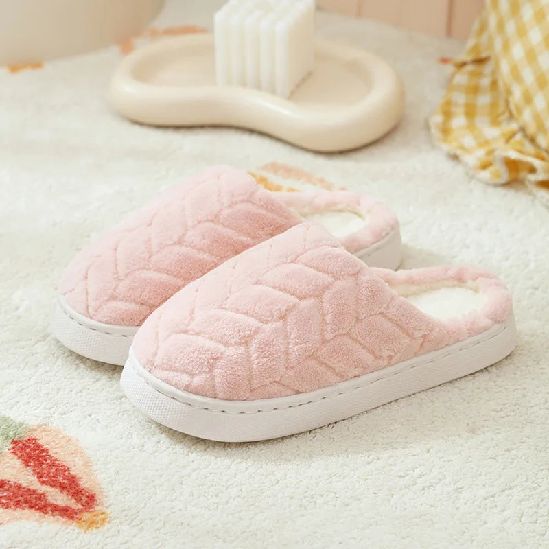 Women's Fuzzy Plush Slippers – Warm Soft Sole Indoor Slides